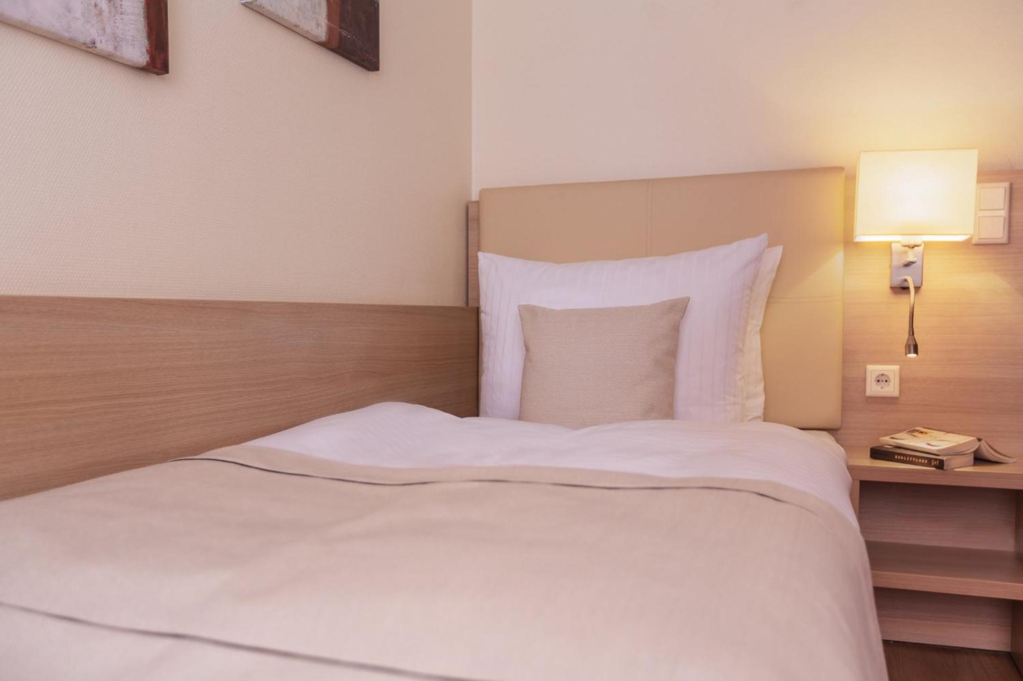 Garner Hotel Hamburg - Wandsbek Marktplatz Luaran gambar
